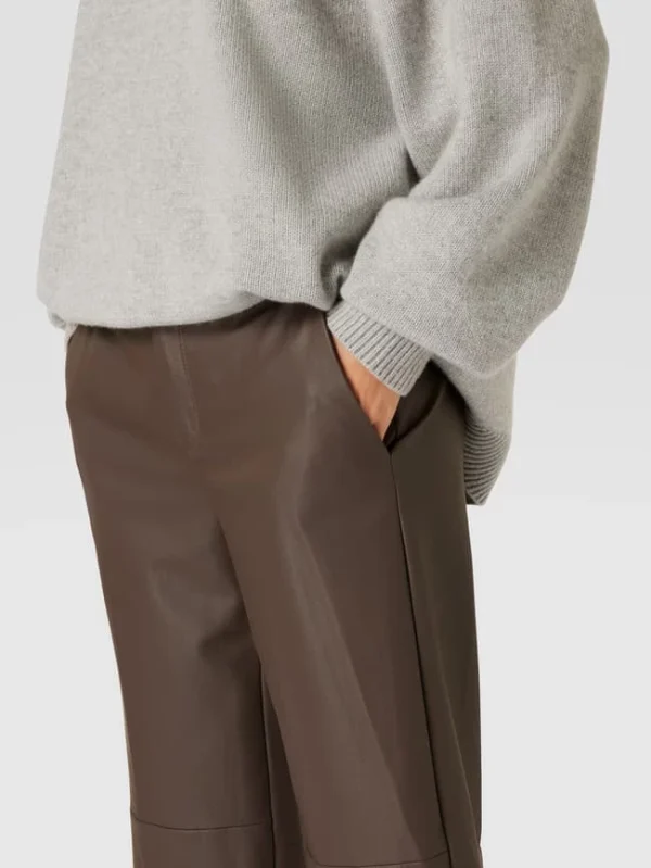 MAC Cropped Hose In Leder-Optik Modell ‚CHIARA‘ – Taupe 4