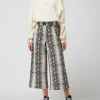 REVIEW Culotte Mit Schlangenmuster – Offwhite 19